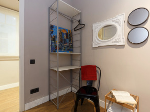 AinB Eixample-Miro Apartments