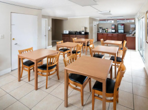 The Midtowner Hotel, SureStay Collection by Best Western