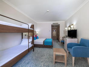 Crystal Family Resort & Spa – All Inclusive