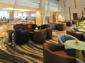 Holiday Inn Qingdao City Centre by IHG