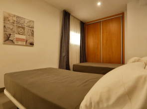 Pins Platja Apartments