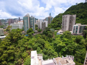 The new is Woody House hotel.