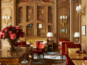 Отель Ritz Paris