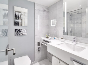 Clayton Hotel Düsseldorf City Centre