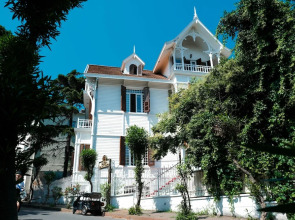 Kensington Laden Palas Buyukada