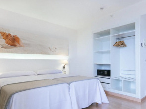 Отель THB María Isabel - Adults Only