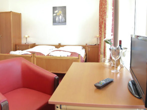 City 54 Hotel and Hostel