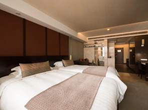 Regal Shanghai East Asia Hotel