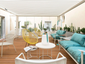 The Deck Hotel by HappyCulture