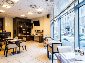 Hotel Apartments Zgoda Warszawa by DeSilva