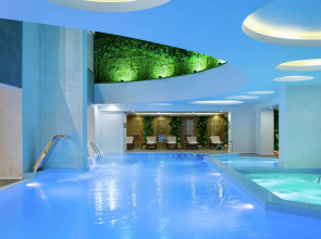 Отель DoubleTree by Hilton Almaty