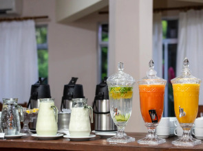 Canzi Cataratas Hotel