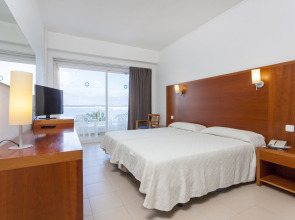 Отель Ibiza Playa