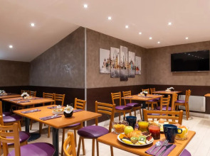 Hotel Apolonia Paris Montmartre, Sure Hotel Collection by BW