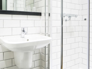 Tune Hotel Liverpool