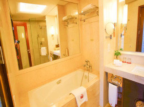 Grand Soluxe International Hotel Xi'an