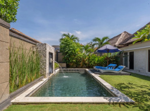 Bali Rich Seminyak Villas