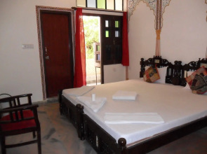 Vinayak Guest House