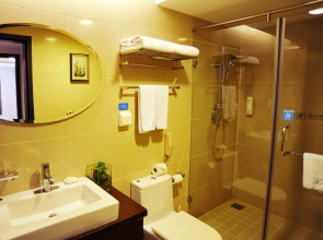 Qingdao Housing International Hotel