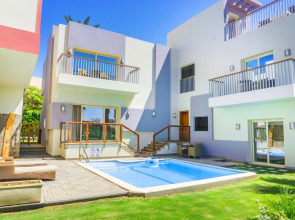 Sunrise Crystal Bay Resort