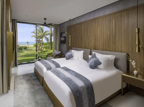 Wyndham Hoi An Royal Beachfront Resort & Villas