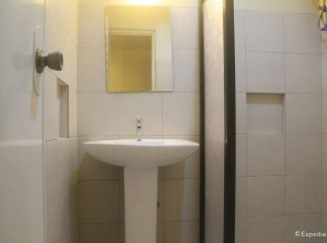 OYO 110 Asiatel Airport Hotel