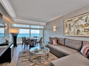 Divani Apollon Palace & Thalasso