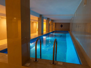 Dolphin Resort Hotel & Conference