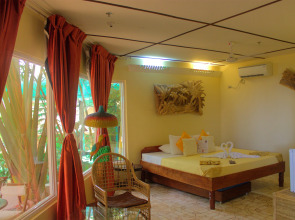 Deep Forest Garden Hotel