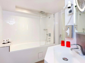 Standing Hotel Suites