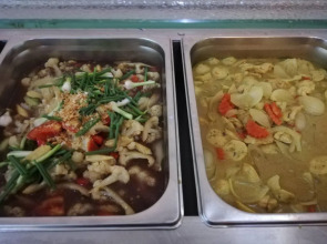 J TWO S Pratunam Hotel