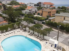 Carcavelos Beach Hotel