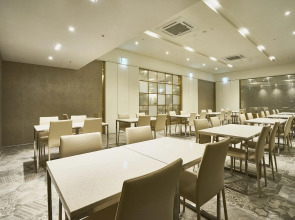 Royal Emporium Incheon Airport Hotel