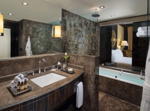 Fairmont Nile City Hotel