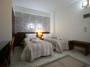 City Life Port Hotel