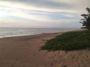 Le Coral Beach Resort and Cafe