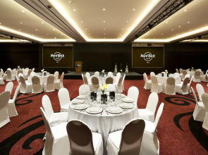 Отель Hard Rock Hotel Bali