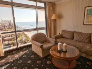 Seasons Hotel - Resort on The Beach