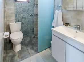 Jonathan City Apartments