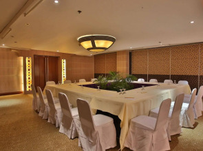 Crown Regency Suites & Residences - Mactan