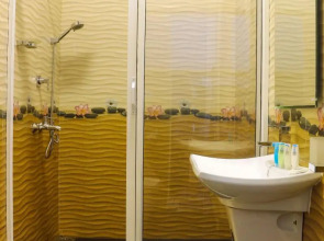 Randiya Sea View Hotel