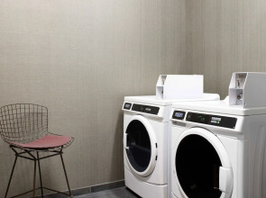 Courtyard by Marriott Denver Aurora