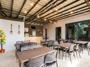 Super OYO 495 The Pocket Hotel