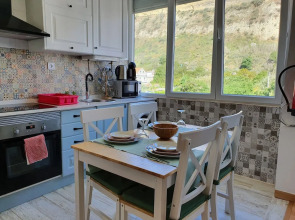 Caparica Cliff View by Host-Point