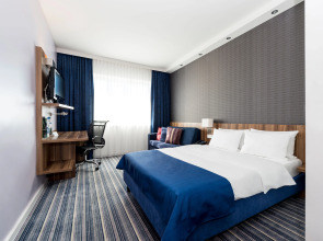 Holiday Inn Express Bremen Airport by IHG