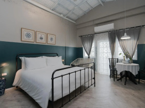 Blu Monkey Boutique Phuket Town