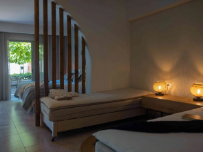 Eliros Mare Beachfront Poem Hotel