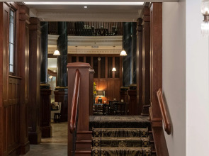 Rendezvous Hotel Melbourne