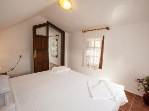 Papermoon Hotel & Apartments