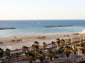 Maxim Hotel Tel Aviv Adults Only (Отель для взрослых)